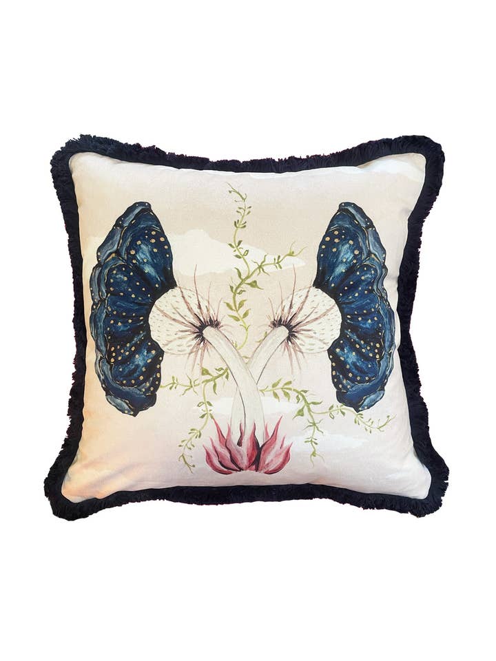 Coussin en velours à fleurs de fraise Bosch pour la vente par Bell Hutley