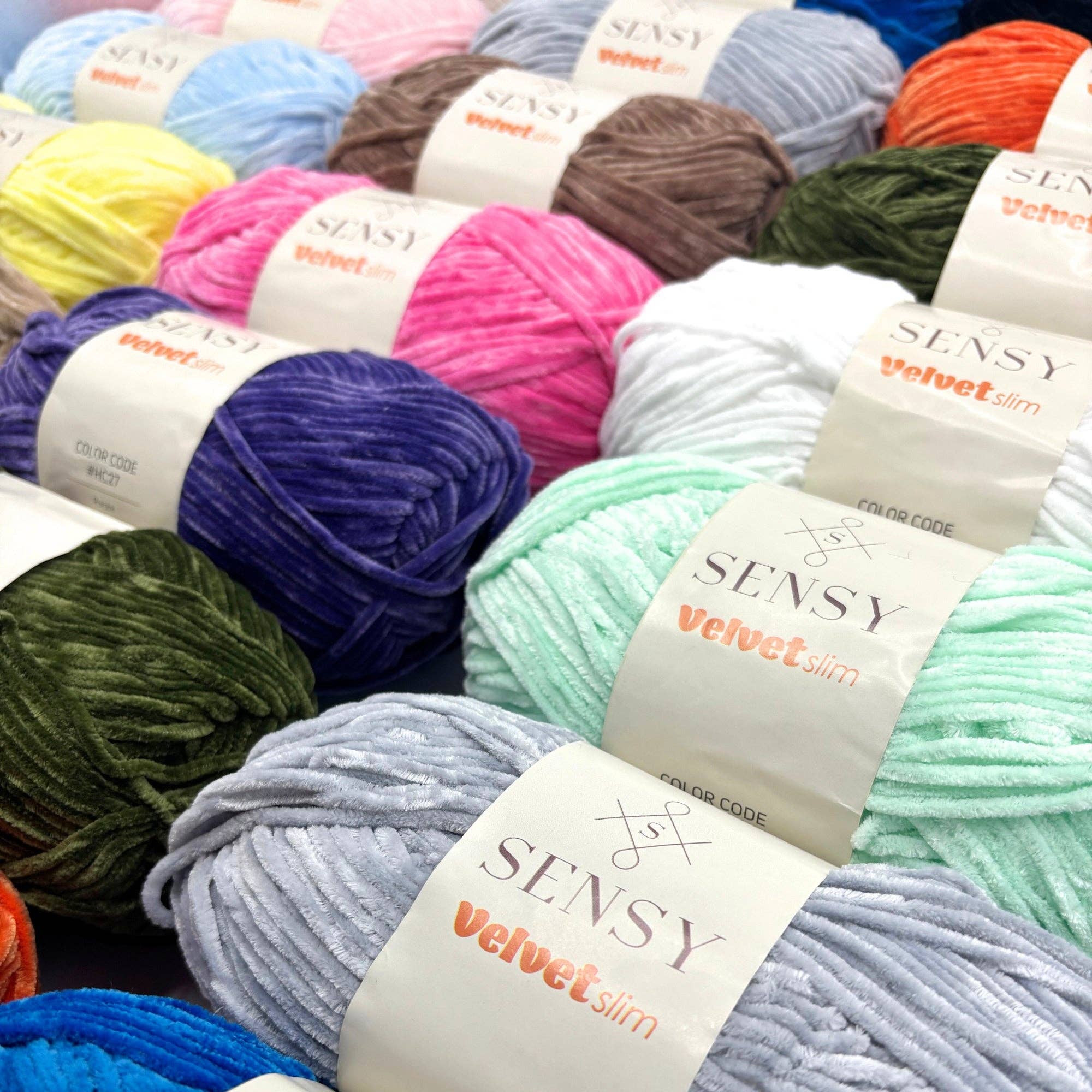 Sensy - Wholesale Yarn - Sensy Velvet Slim Yarn, Amigurumi Yarn, 3.5 oz, 218 Yards, Gauge 3 Light1