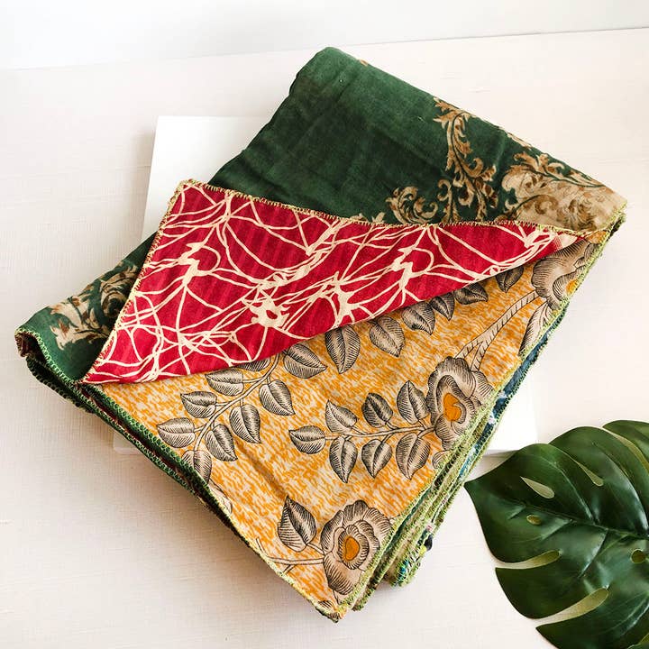 WorldFinds - Wholesale Picnic Blanket - Sari Chic Sarong + Blanket1