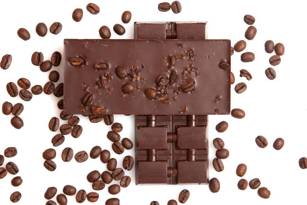Posh Chocolat - Wholesale Chocolate Bar - Dark Chocolate Bar With Crushed Brazilian Coffee Beans1