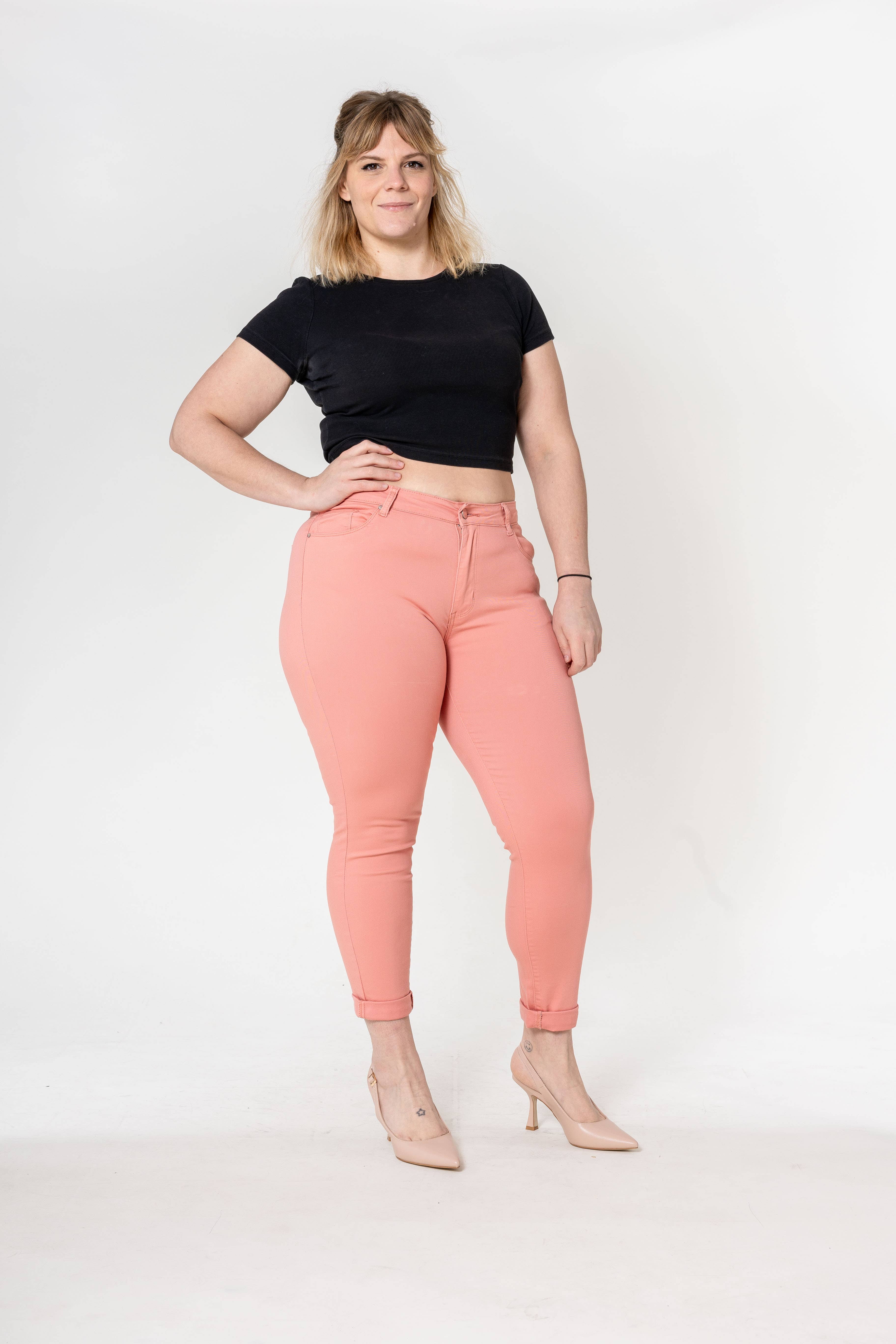 Nina Carter – Calças - Mulher por atacado – Tamanho Plus Curve Plus Tamanho Voltar ao Pescoço P199102