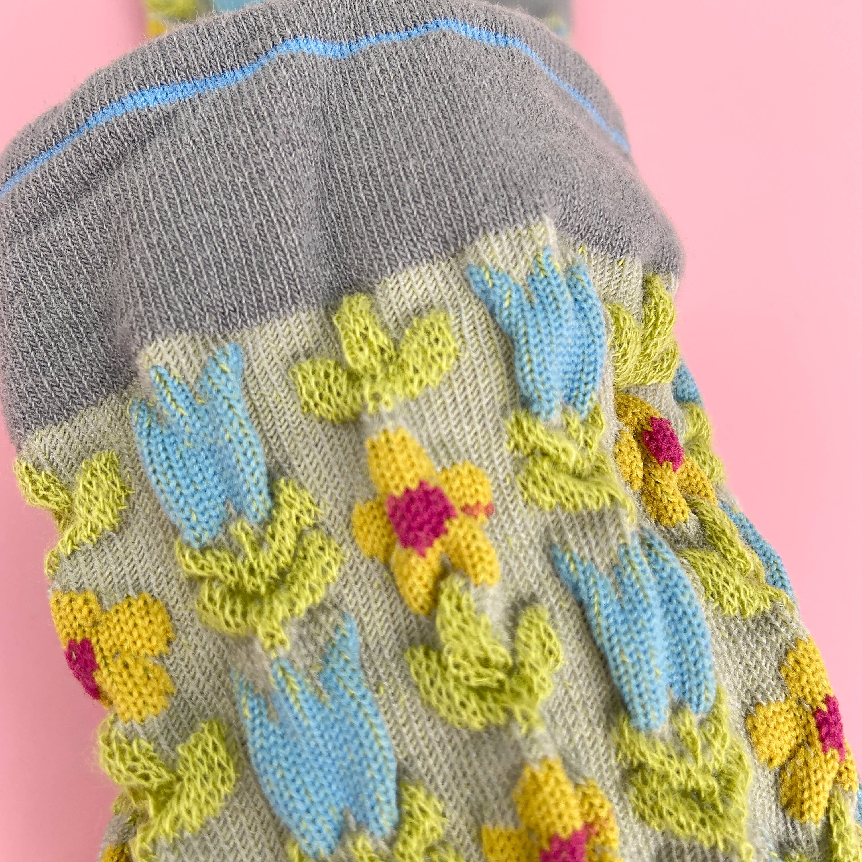 mildstyles - Wholesale Socks - Unisex - Gray  Embossed Floret Plant Long Socks2