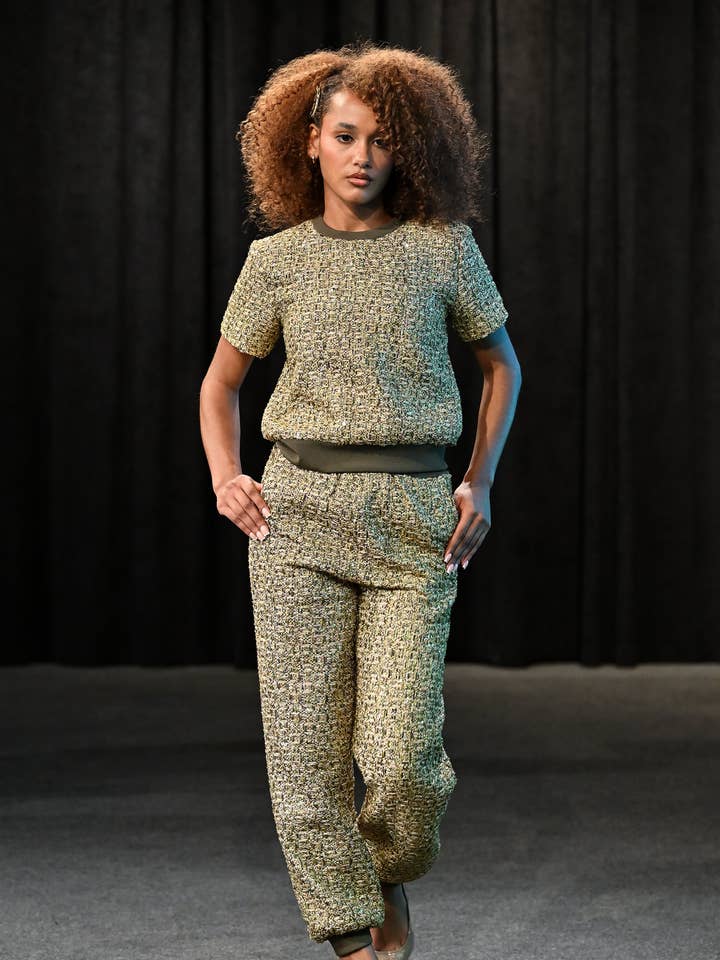 Top marfim por atacado de Maui X Lolita