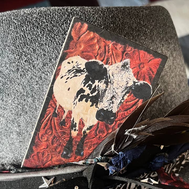 DOLLY ESTELLE - Vente Accessoire pour chapeau – femme - Carte de Chapeau en Cuir - Tamponnée par Bonnie0