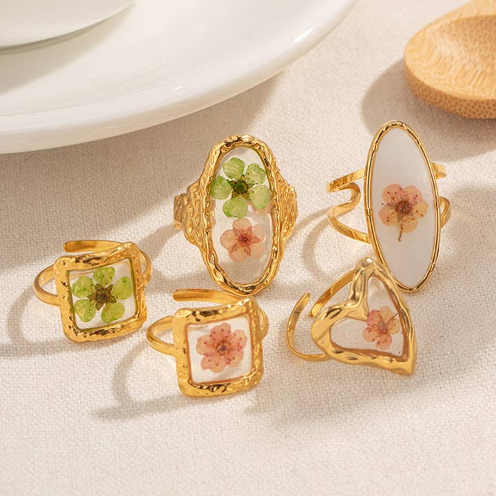 ACCITY - Wholesale Cocktail/Statement Ring - IMMORTAL FLOWER STAINLESS STEEL RINGS FOR WOMEN_CWAJE0610