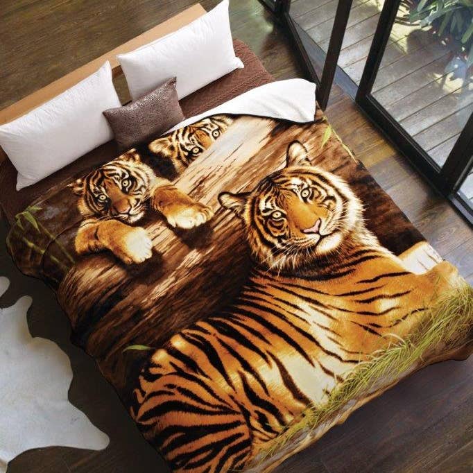 Duke Imports - Venta al por mayor Manta de cama - Manta de piel sintética de peso medio "Quiet Fire" de 1 capa1