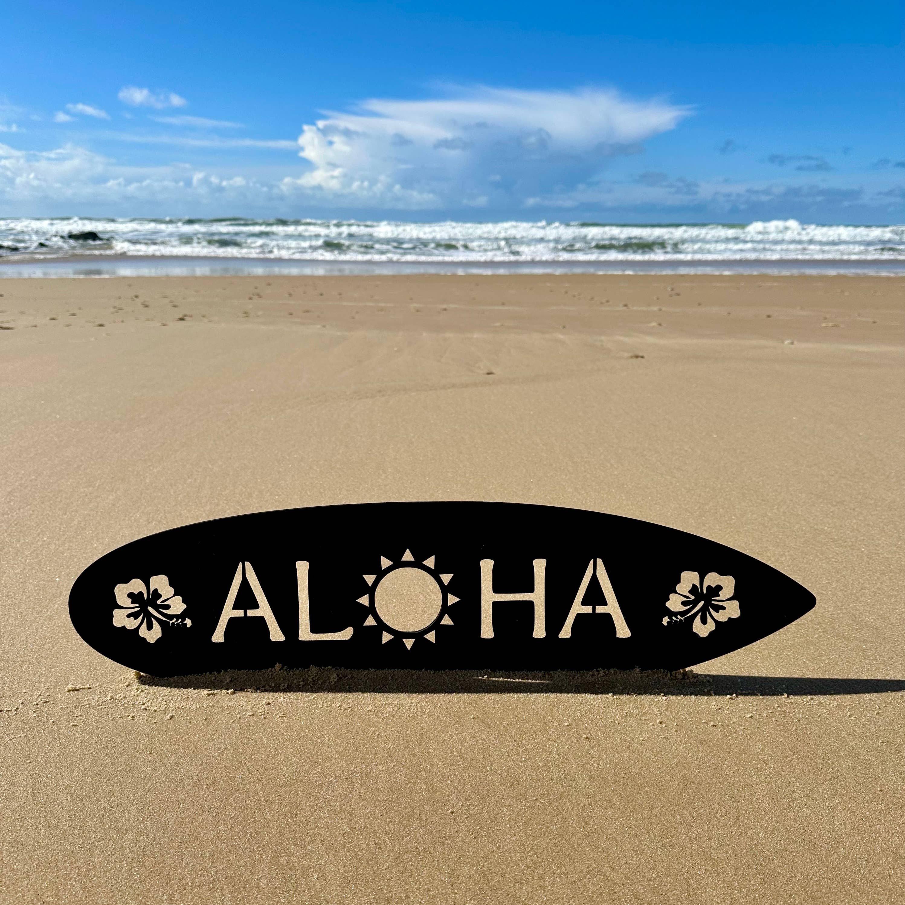 CRÉART - Wholesale Wall Accent - Black wood wall decor - ALOHA surfboard1