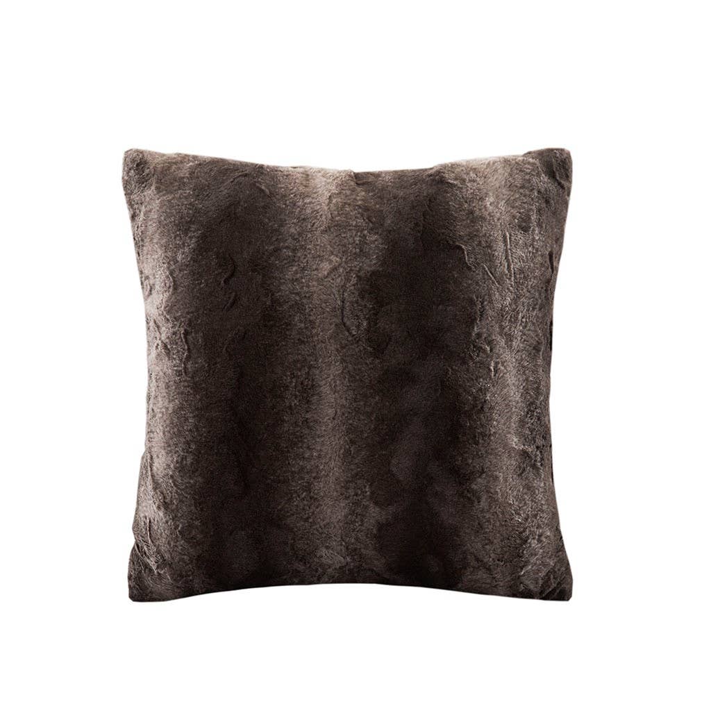 Olliix - Wholesale Throw/Decorative Pillow - 20x20" Faux Fur Throw Pillow1