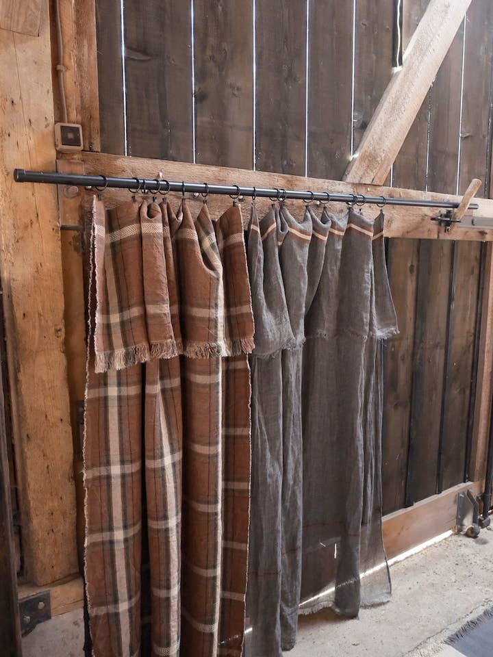 Rowan Pièce de lin Check 140x325cm 100% linen for wholesale by Libeco Home