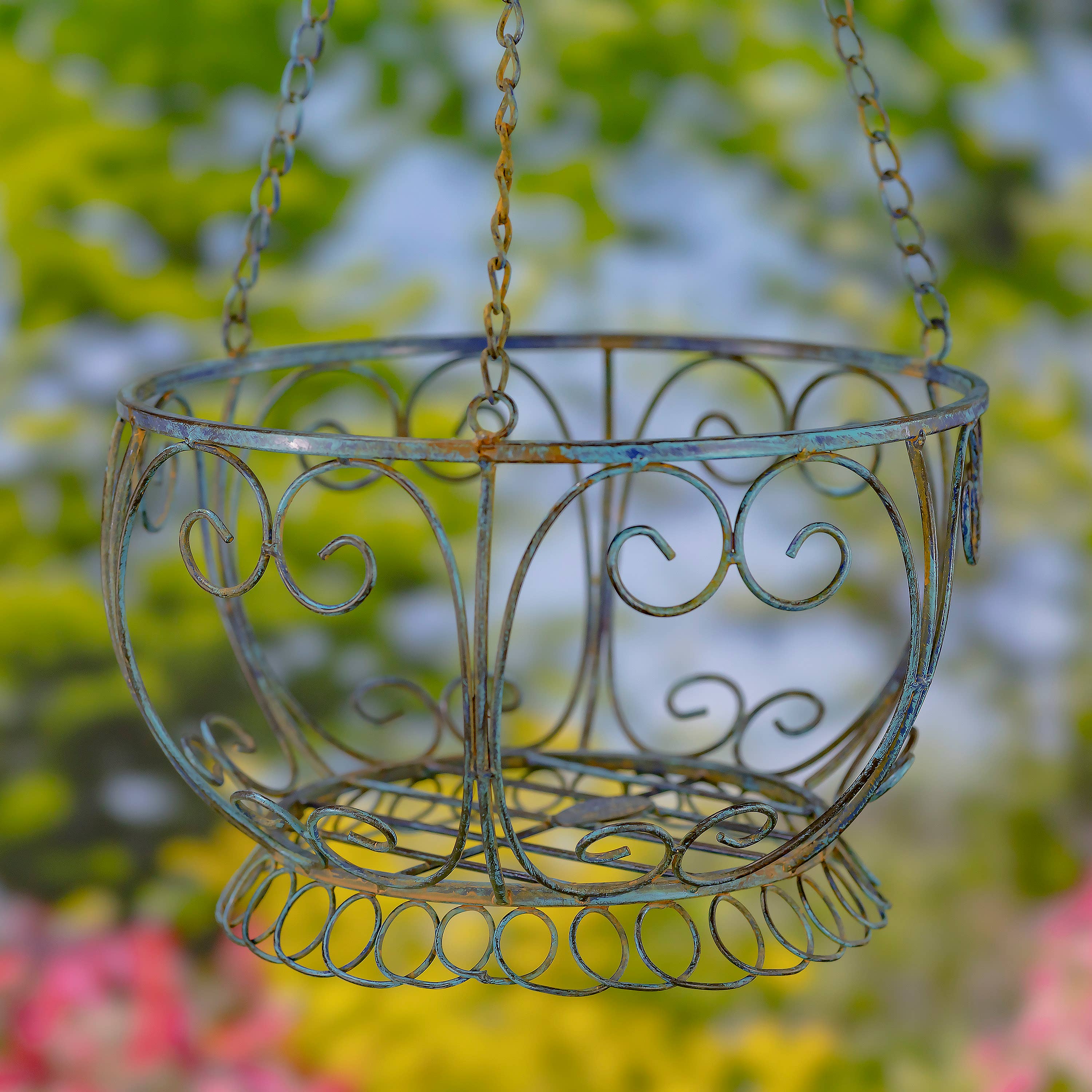 Zaer Ltd. International - Wholesale Hanging Planter - Hanging Iron Basket Planter "Paris 1968" - 3 Colors11