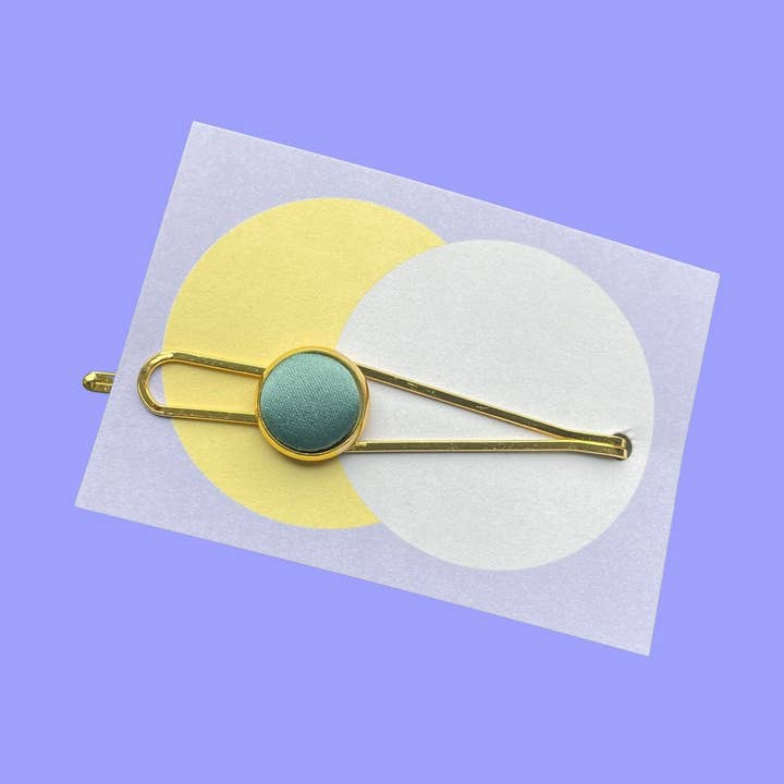 Presilha de cabelo «Little Pea» em azul gelo por atacado de von Lani = Jewellry + Suncatchers