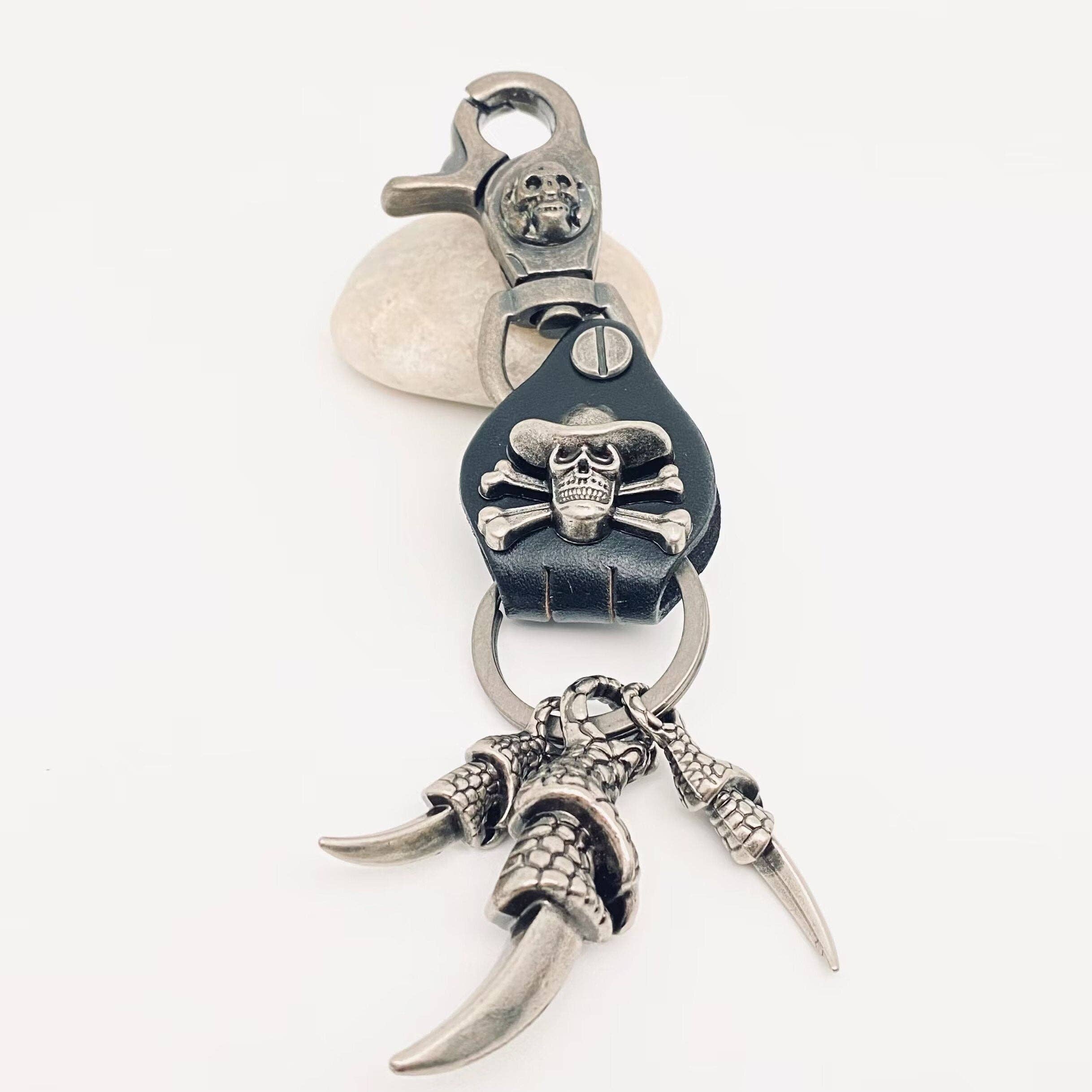 Mio Queena - Wholesale Keychain - Unisex - Punk Leather Keychain Skull Style Dragon Claw Pendant0