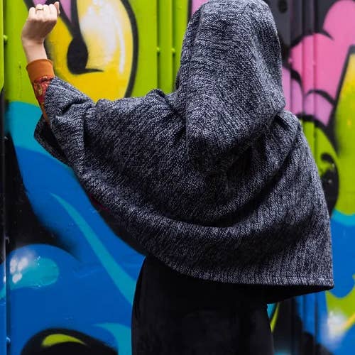 Jamais Sans Lui & Les Seins Nus - Wholesale Beanie - Women's - Capeline Helene3