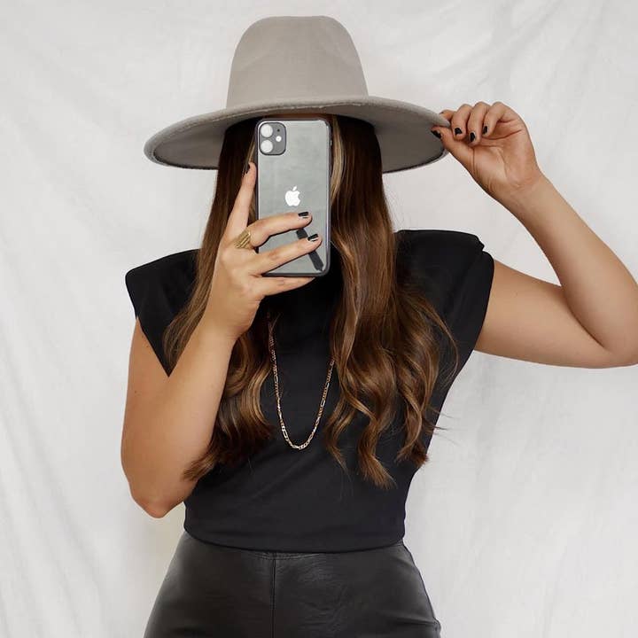 Black Shoulder Pad Oversized T-shirt - Amzie and other Purchase wholesale shoulder pads. Free returns & net 60 terms on Faire trending on Faire.