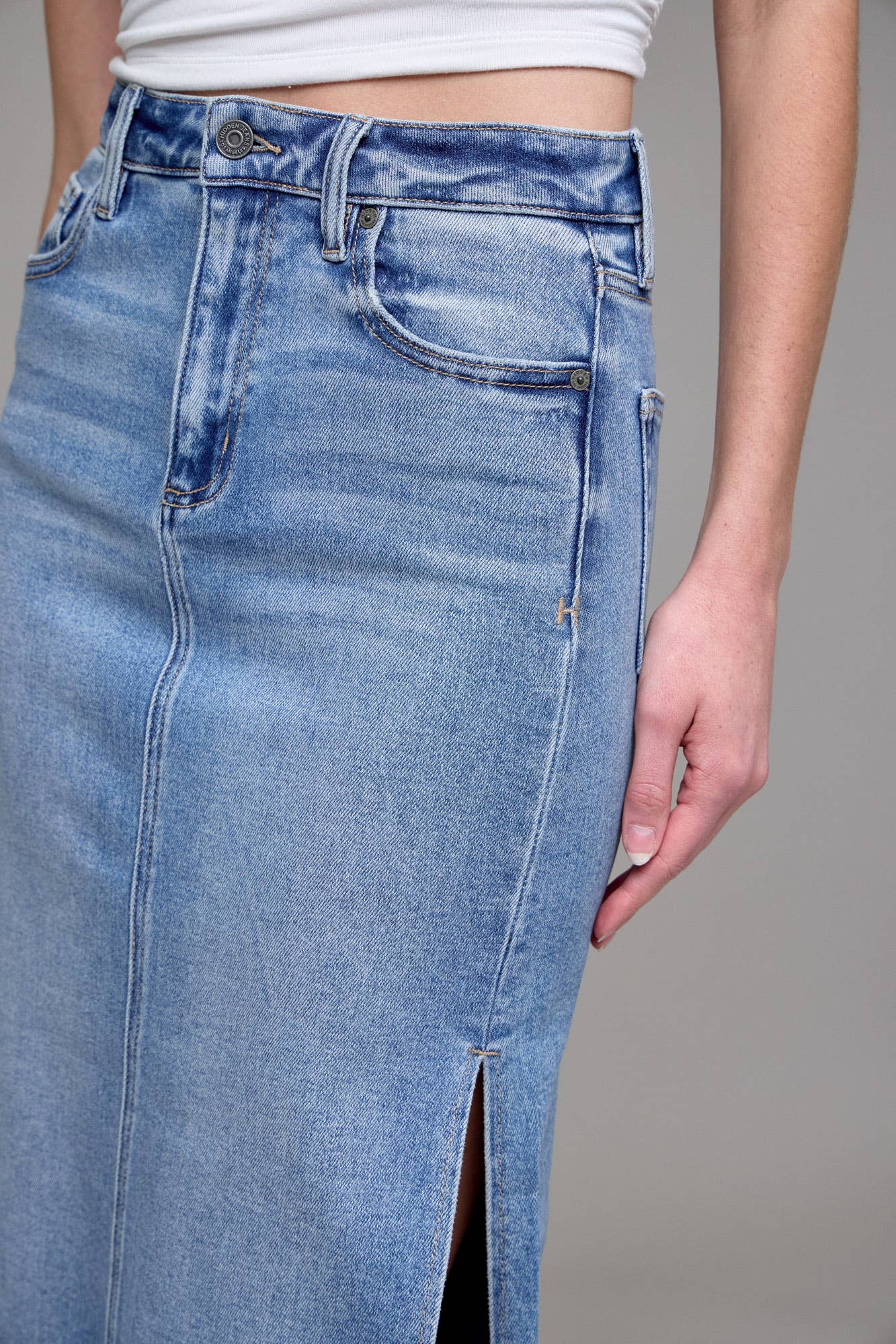 Hidden Jeans - Wholesale Skirt - Women's - Medium Light Side Slit Stretch Midi Skirt5