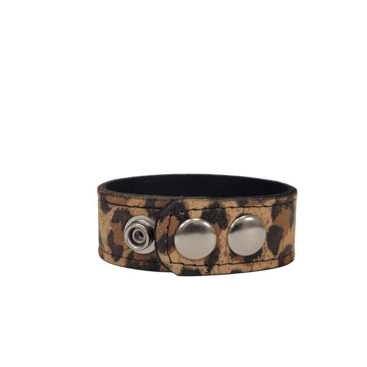 Funk Plus - Wholesale Bangle Bracelet - BC100CHEETAH GENUINE LEATHER LEOPARD CUFF SNAPPED BRACELET
