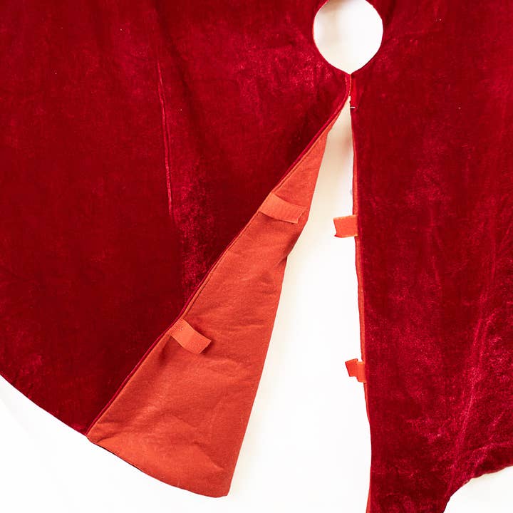The Royal Standard - Wholesale Tree Skirt - Velvet Tree Skirt Dark Red 47"