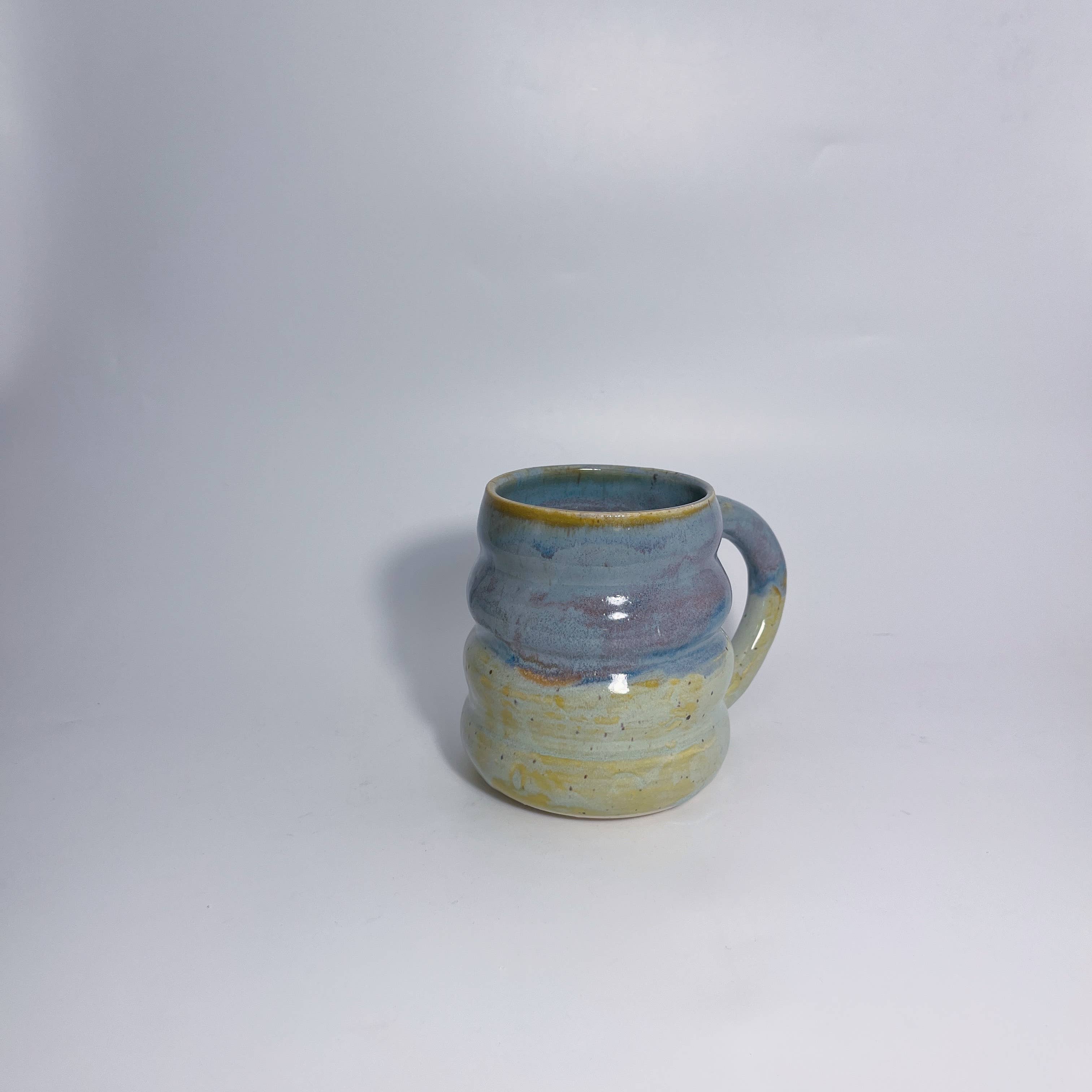 Lai Ceramics - Wholesale Coffee Mug - Curvy Mug5