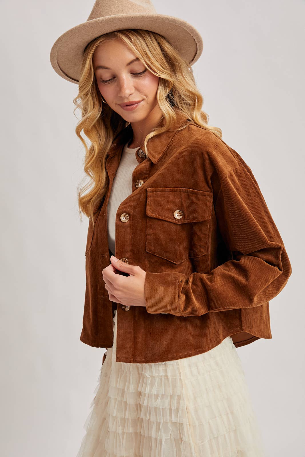 Bluivy - Wholesale Jacket - Women's - CORDUROY CROPPED BUTTON DOWN SHIRT JACKET39