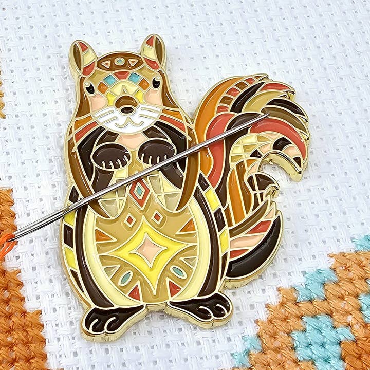 Mandala Egern Nåleholder til Korssting & Broderi for engroshandel hos Meloca Designs