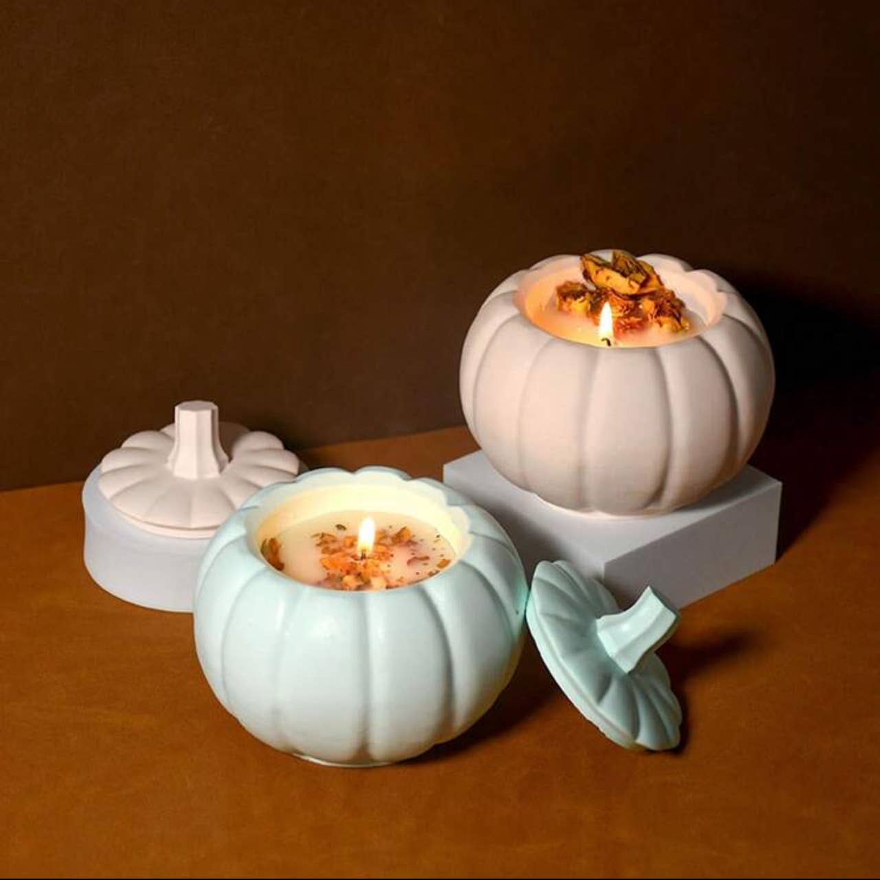 Aristocrat Creation – Großhandel Kerze im Glas / gefüllte Kerze – Herbstlicher Kürbis-Kerzenhalter aus Zement2