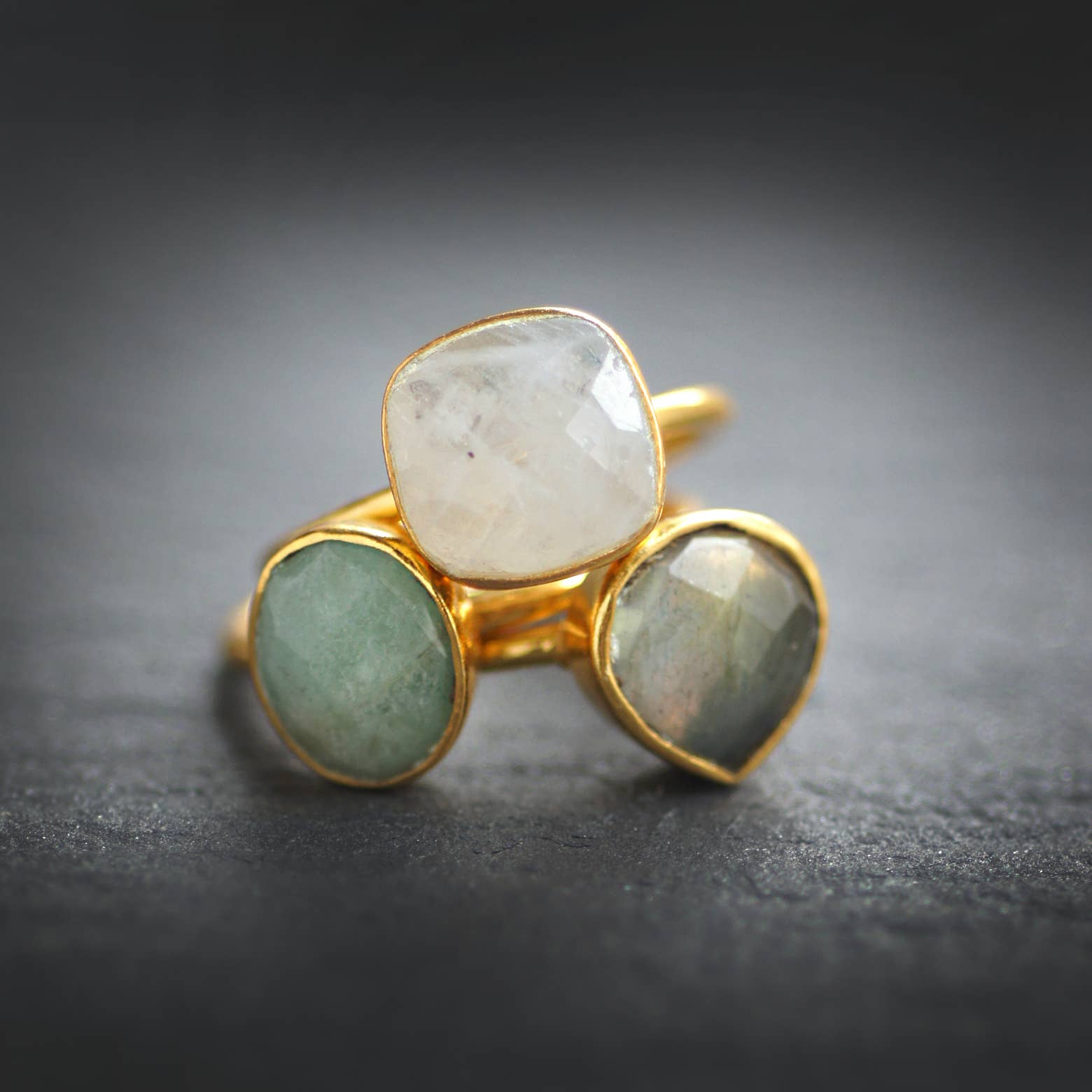 FELIX Z DESIGNS - Wholesale Ring met een steen/solitaire ring - Kussen stapelbare ring2