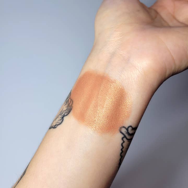 Terra Stoma - Wholesale Eyeshadow - EYE POTION - Liquid Eyeshadow1