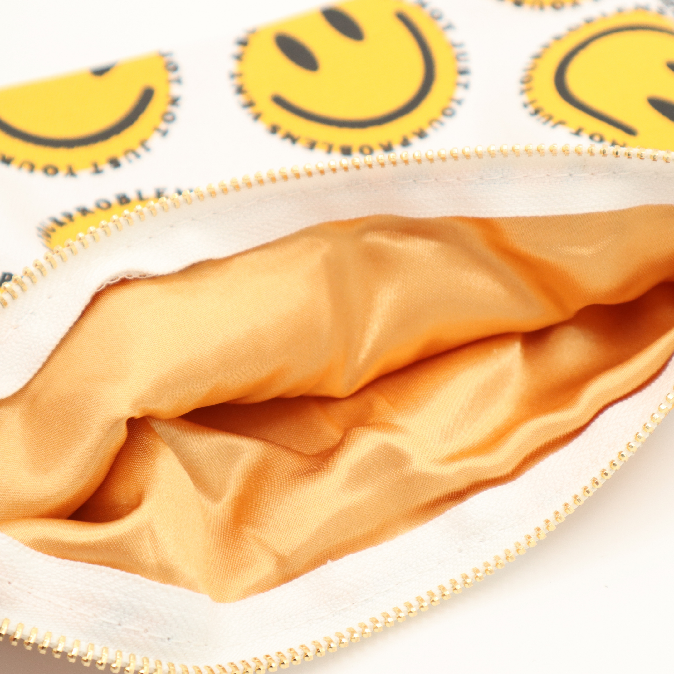 Properly Improper - Wholesale Handtasje - Dames - UITVERKOOP - Ventileer Je Vreugde - Canvas Etui2