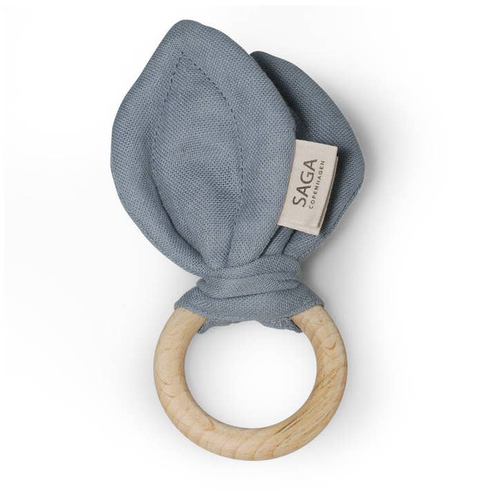 Baby Sensory Toys - Teething Ring - Blue - Organic Cotton for wholesale by Saga Copenhagen