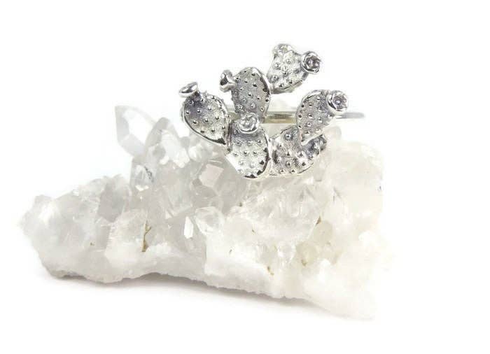 A Wild Violet – Anel de cocktail/declaração por atacado – Anel de cacto de pera espinhosa1