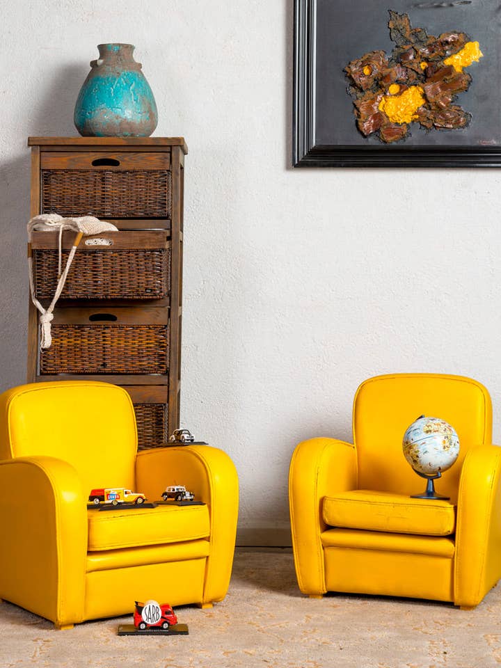 Coppia di poltroncine vintage per bambini per la vendita all'ingrosso da parte di Antique Arte y Decoración