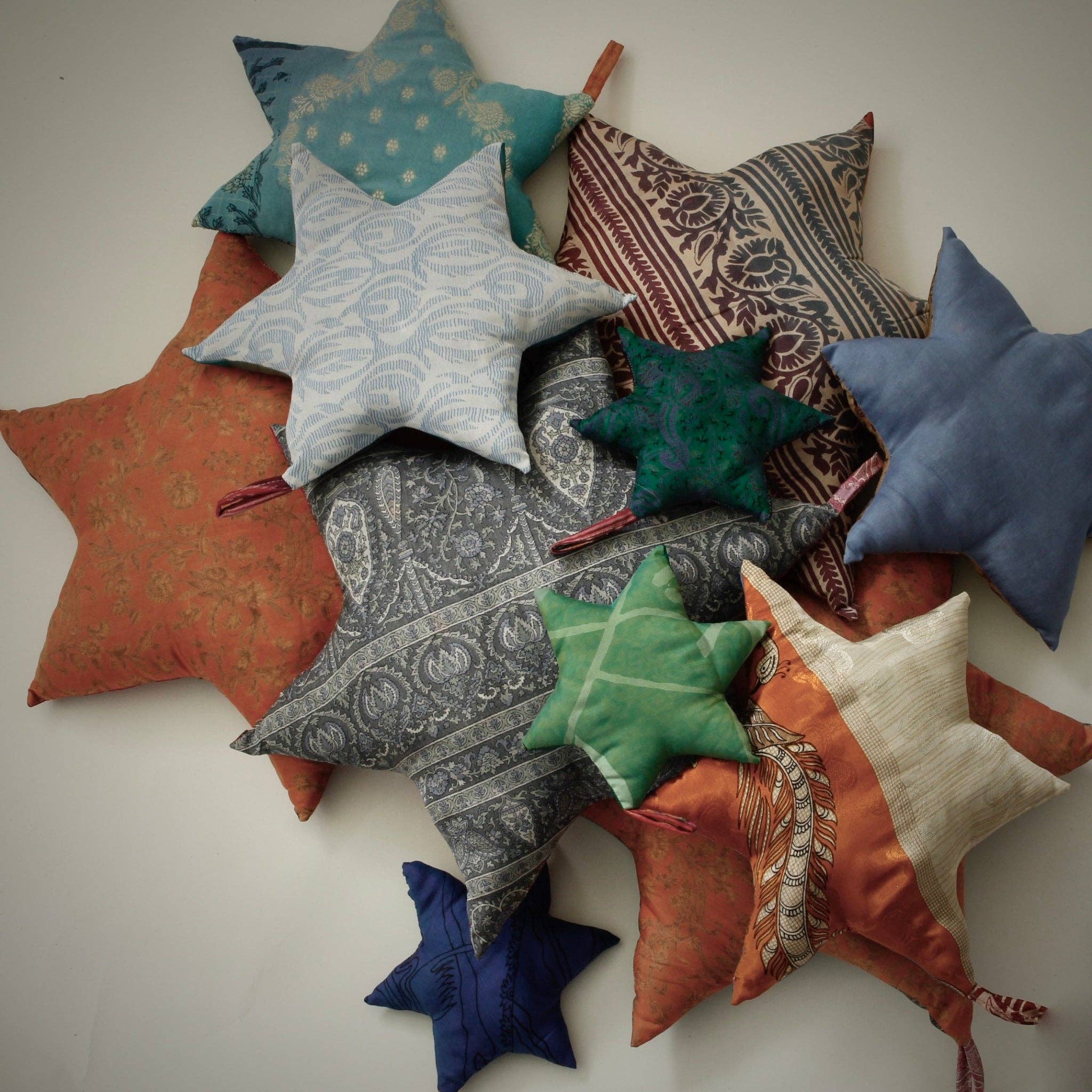 Nordstjerne - Wholesale Ornament - SUSTAIN vintage silk star, small4