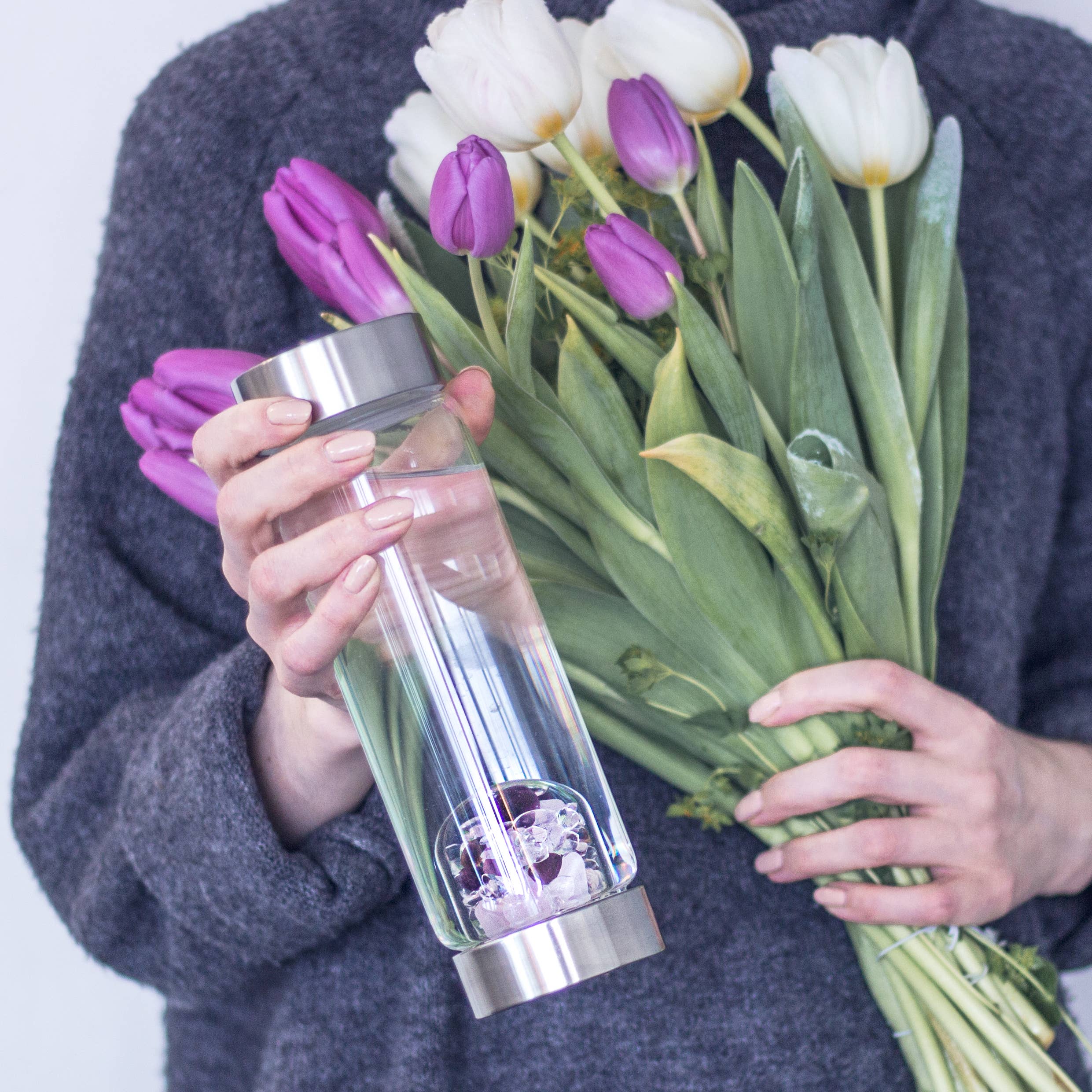 VitaJuwel USA - Wholesale Water Bottle - ViA Crystal Water Bottle | WELLNESS w Amethyst & Rose Quartz11