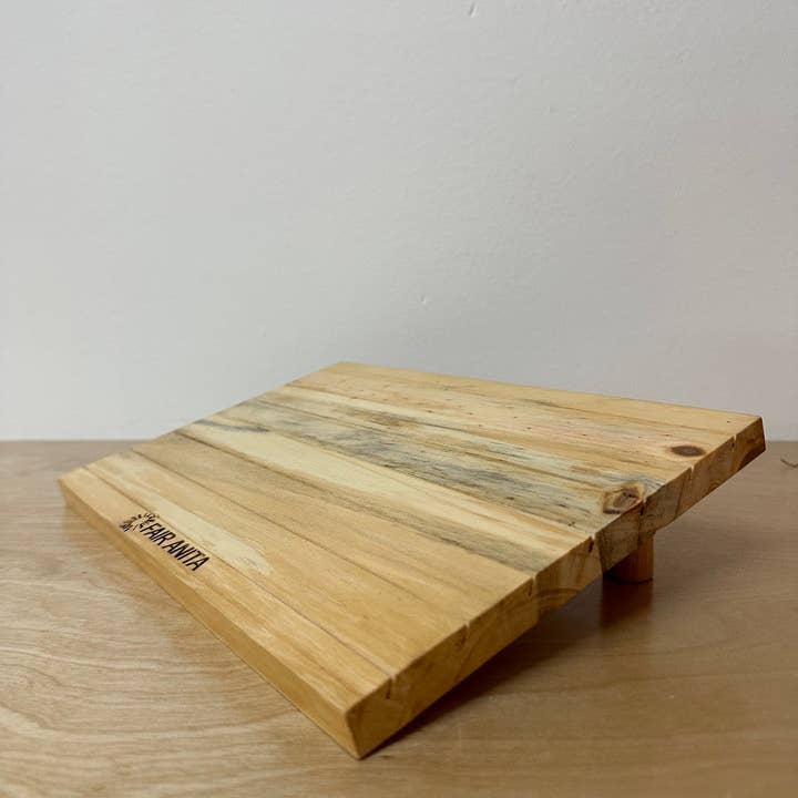 Fair Anita - Wholesale Display Shelf - Wooden Tier Slat Retailer Display4