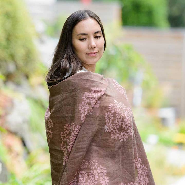 Ichcha - Wholesale Scarf - Women's - Handmade Block Print Terracotta Large Scarf | Autumn Breeze