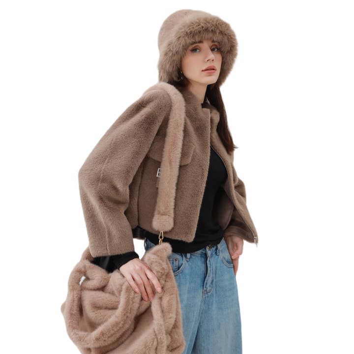 Trendig väska i fuskpäls för wholesale av Reference Mode