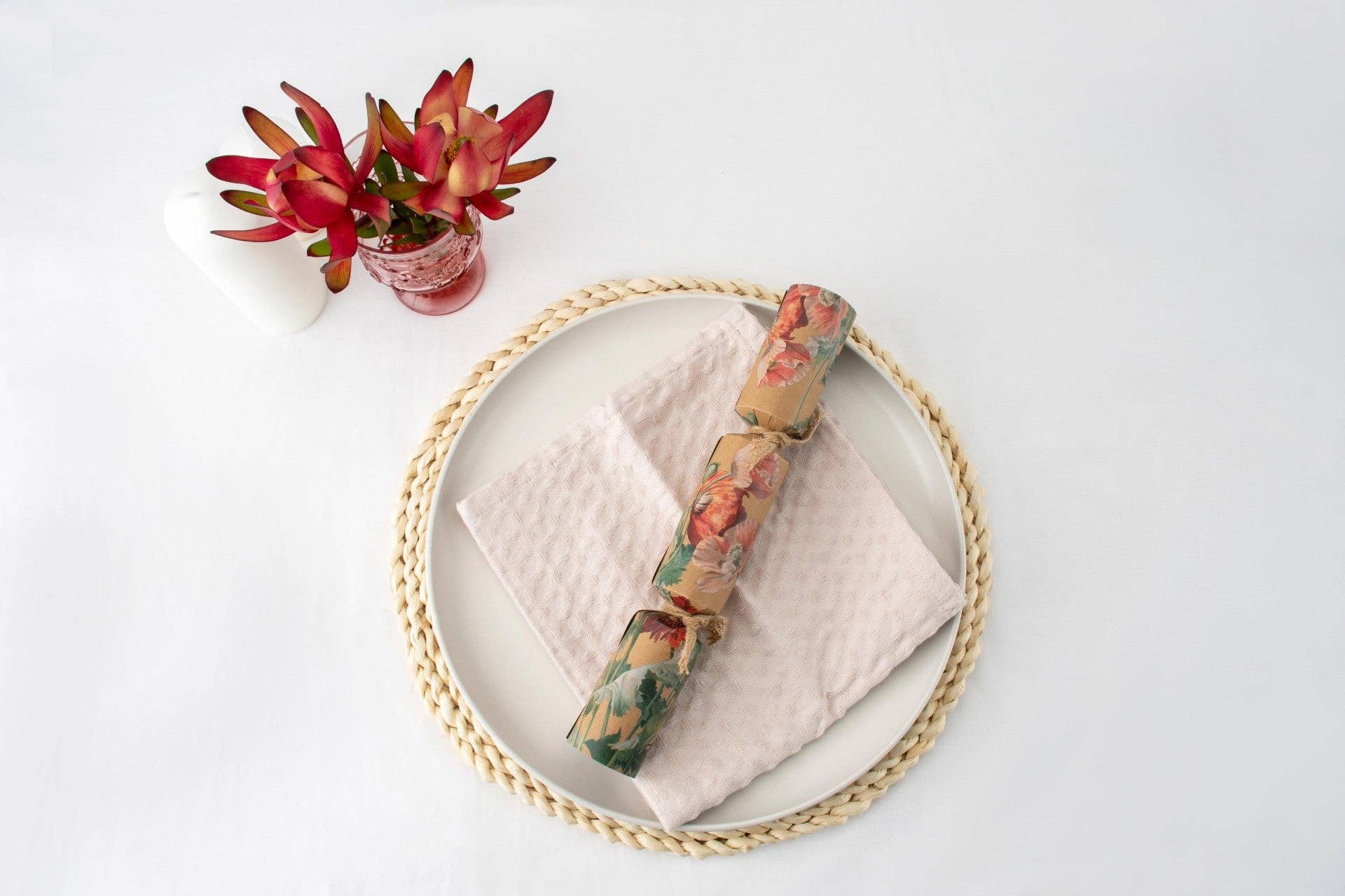 Crackers for Bonbons – wholesale Christmas decoration – Eco-Friendly, Red Flower, Box of 8 | Bonbon Crackers7