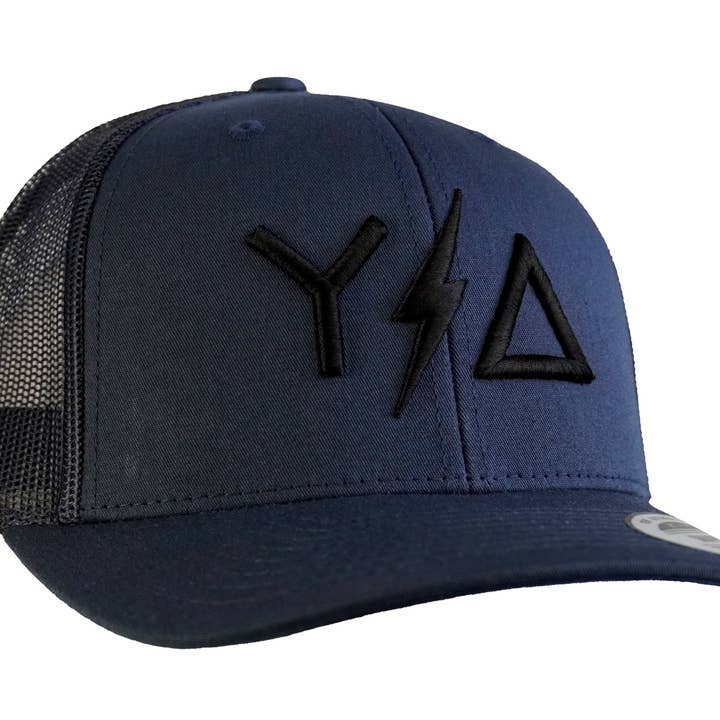 Snapback Trucker Marine pour la vente par WYE DELTA