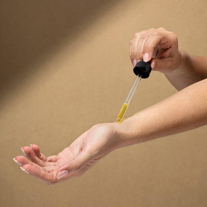 Cliganic - Wholesale Facial Oil - Organic Apricot Kernel Oil4