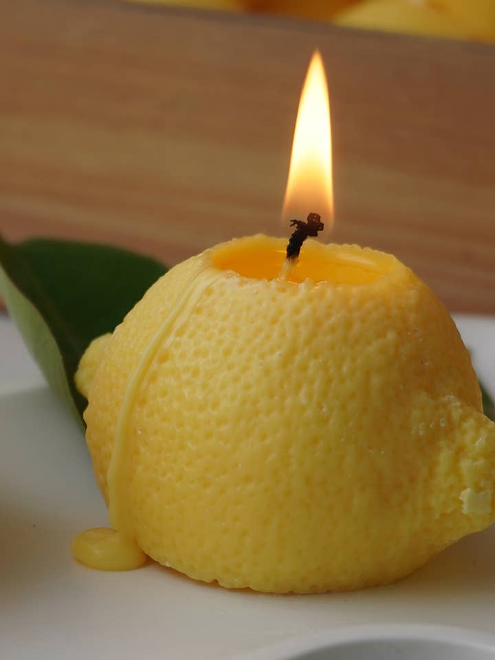Lemon Hand-Poured Soy Wax Novelty Candle for wholesale by ONRUS Candles