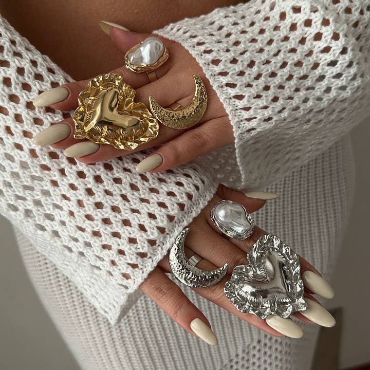 ACCITY - Wholesale Cocktail/Statement Ring - NEW WRINKLED THREE-DIMENSIONAL LOVE ALLOY RING_CWMM32416