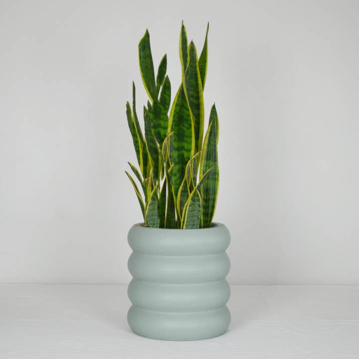 Common House Studio - Vente Pot - Cache-pot Topped Up au design empilé10