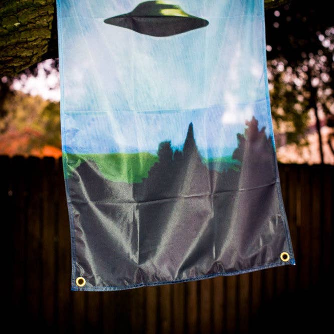 I Want to Believe Flag for wholesale by Craft MFG