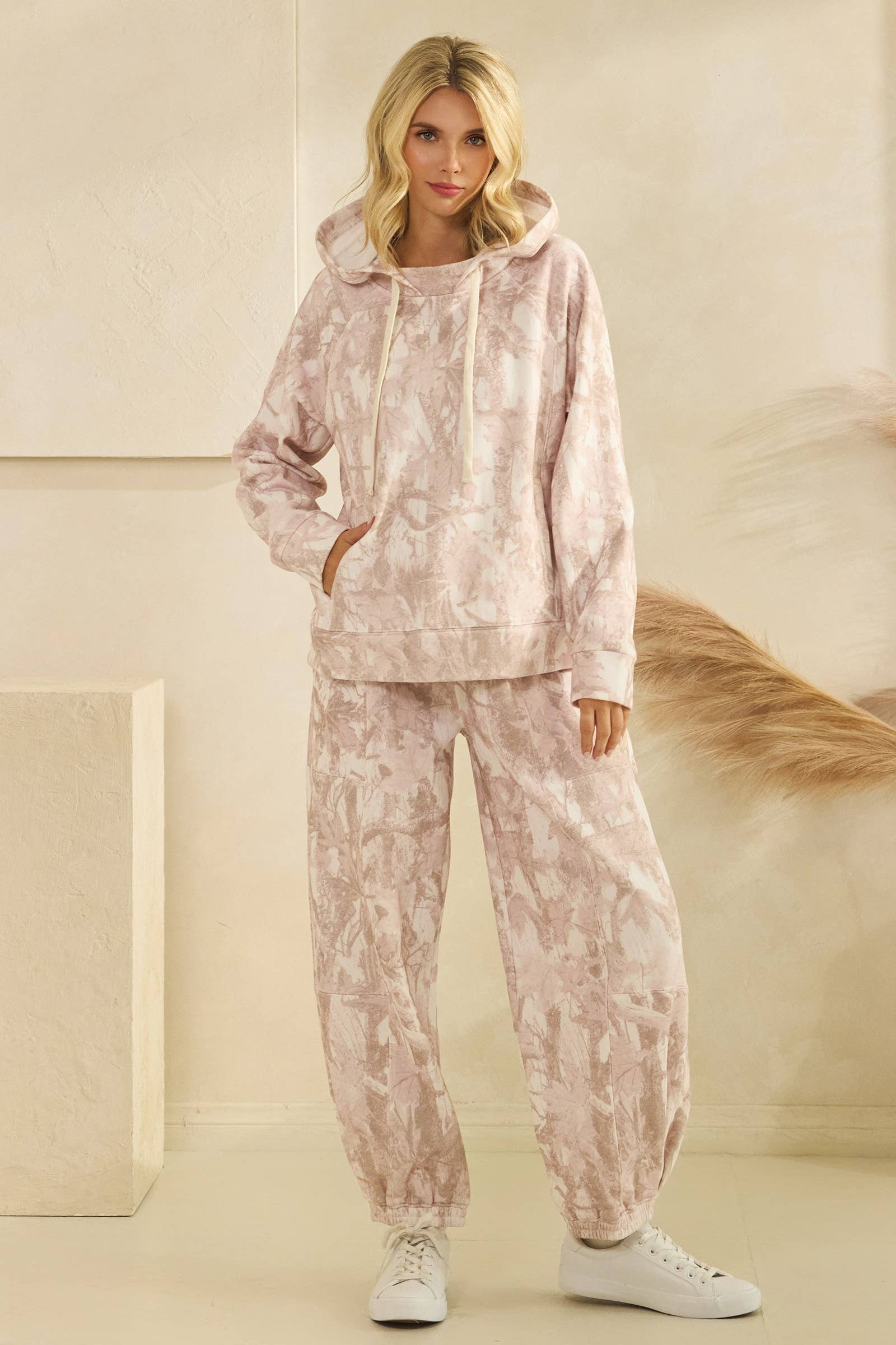 Veveret - Wholesale Hoodie - Women's - Printed French Terry Hoodie79