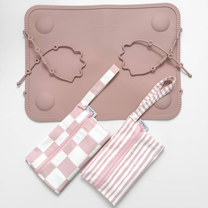 The Tidy Traveler - Fast bordsunderläggset för wholesale av Calla & Friends