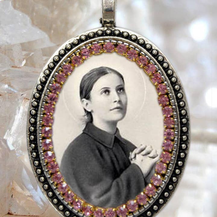 MariaSantissimaShop - Vente Colliers à pendentif - Collier chapelet Sainte Gemma Galgani - Patronne des étudiants, pharmaciens, parachutistes, orphelins, douleurs dorsales et migraines3