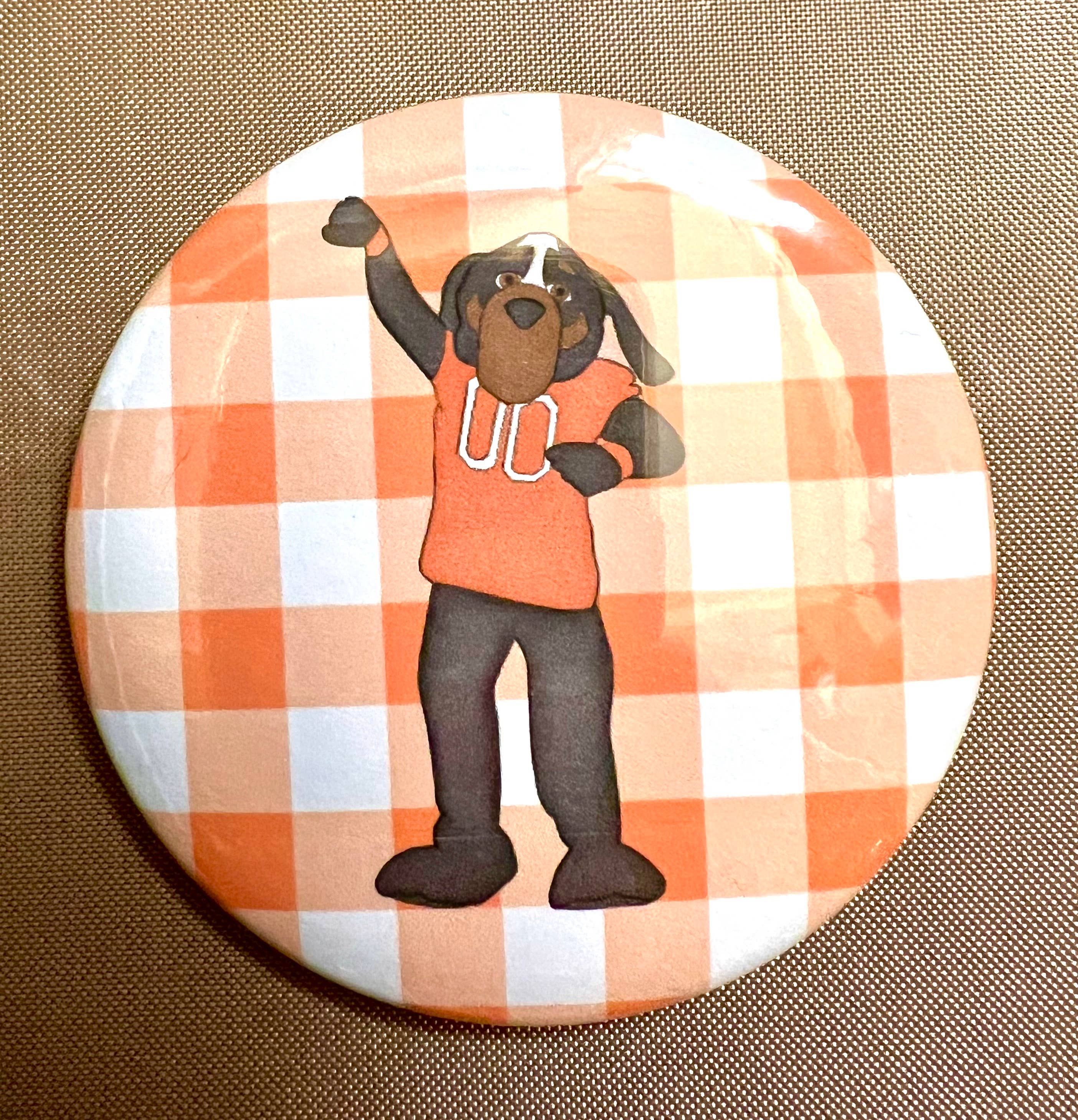 Every Southern Belle Boutique - Wholesale Lapel Pin/Button - Smokey in Gingham!