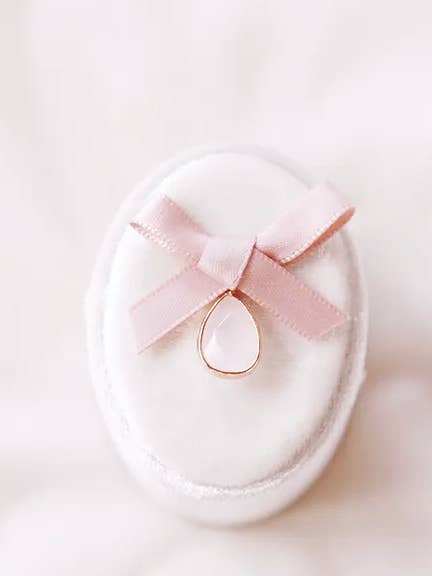 “Sweet pink quartz” white velvet and quartz wedding ring box for wholesale by Lily in love
