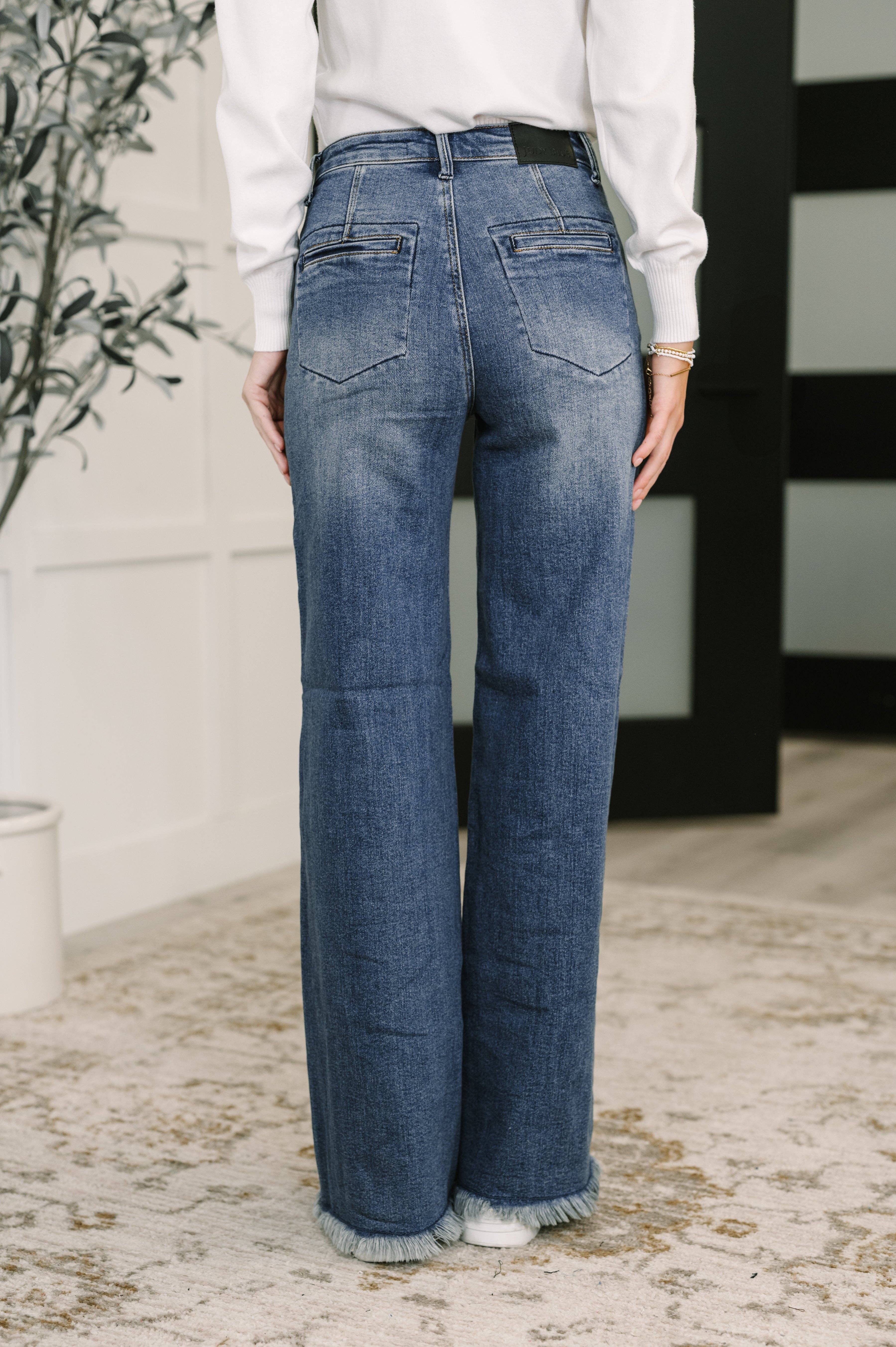 Avenue Wholesale - Wholesale Jeans - Women's - High Waist Column Straight Button-Fly & Back Welt Pkts5