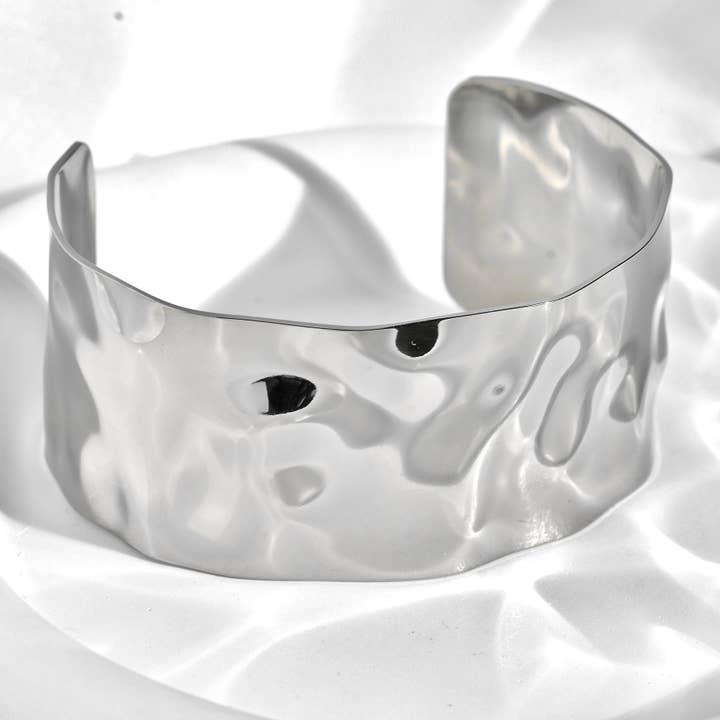 Blueyejewelry - Wholesale Cuff Bracelet - Statement Cuff Bracelet - Waterproof Wide Gold Bangle7